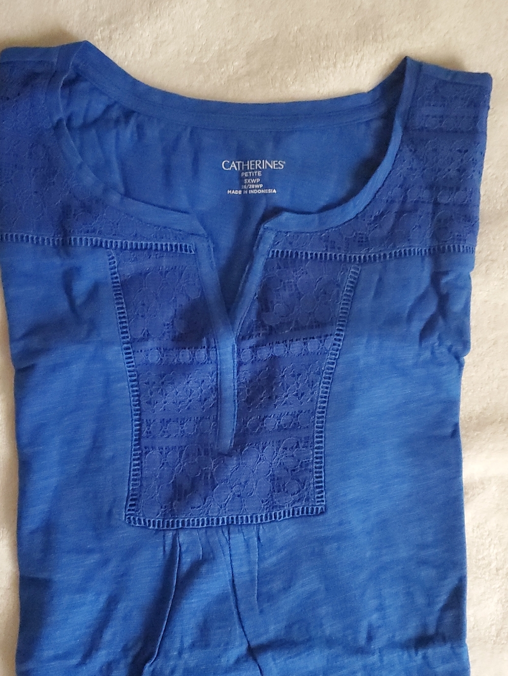 Catherines Royal Blue Lace-Detail Petite Top 3X short sleeve split neckline NEW